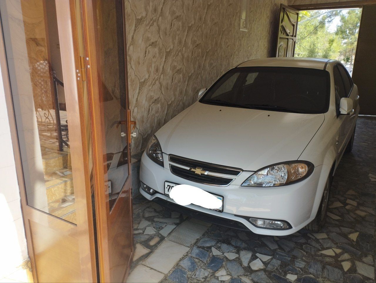 Lacetti Gentra sotiladi