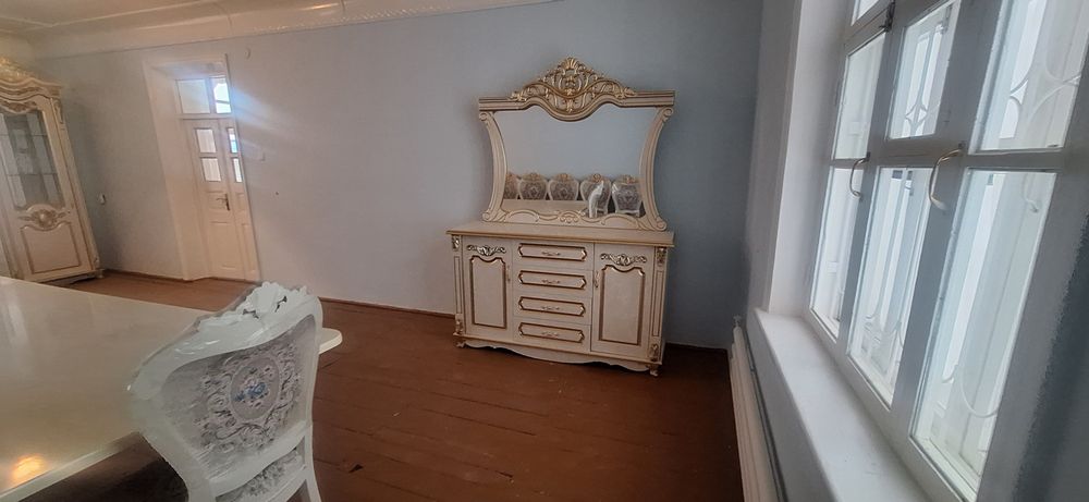 Mexmonxona va spalniy mebellari