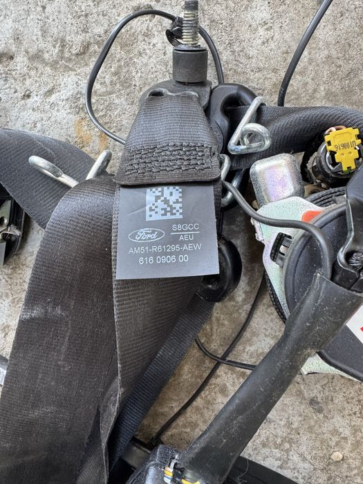 Centuri pretensionere fata Ford Focus 3 Mk3 C Max 2