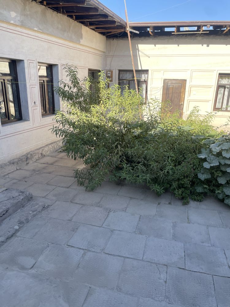 Продается дом П образной планировки