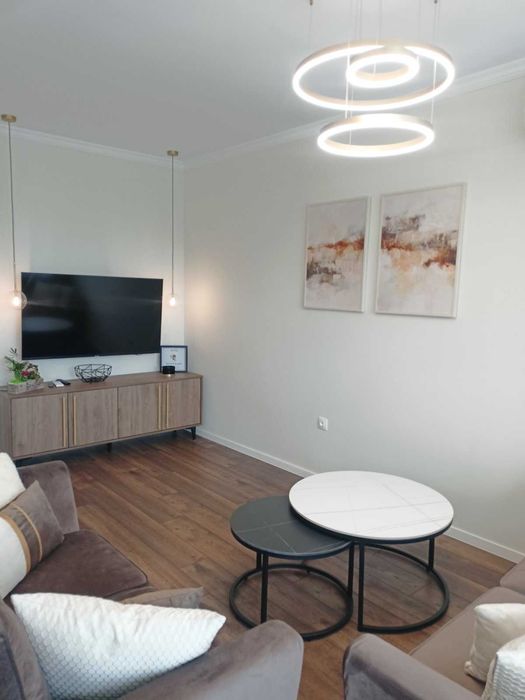 Продава се Тристаен апартамент в Варна, Левски - 100 кв.м за 2400 €/кв.м - Снимка #3