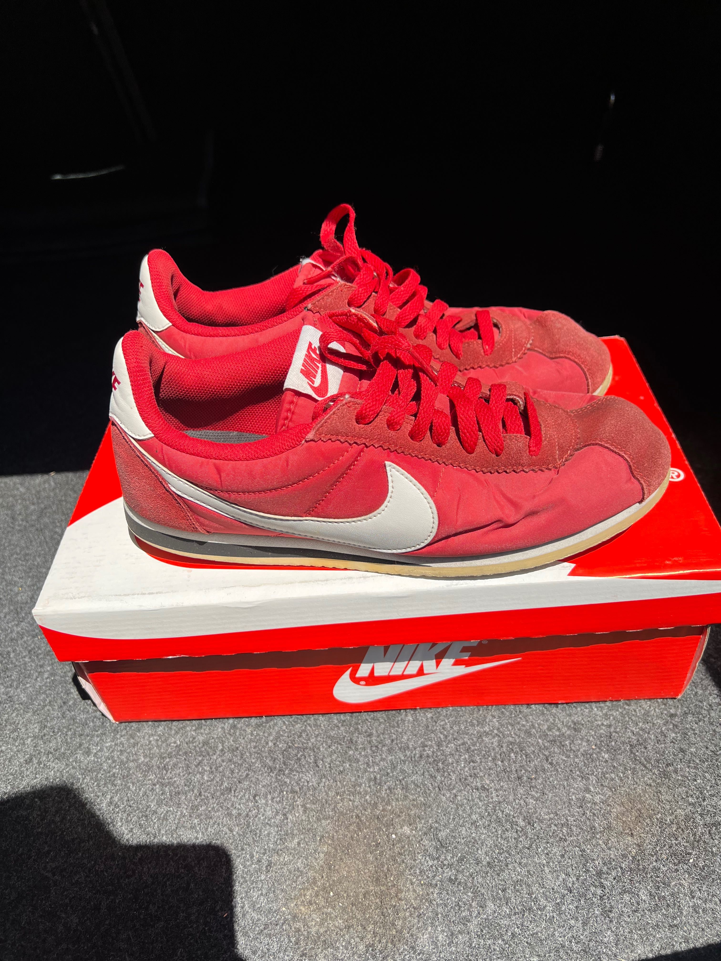 Спортни обувки Nike