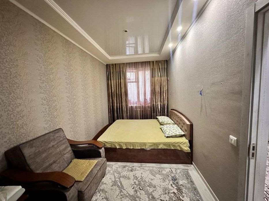 Продаю 3-х комнатную квартиру в районе областного ,27 мед санч. Миллий