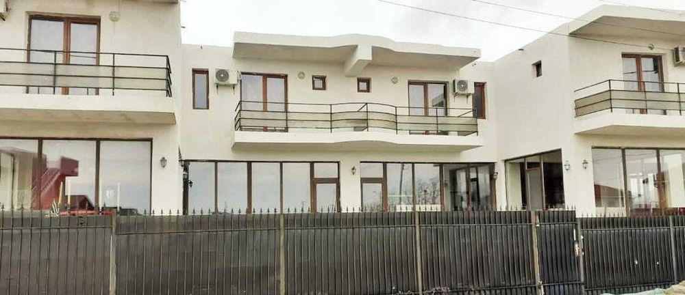 Vand apartament spatios cu 2 camere în Costinesti – 62 mp