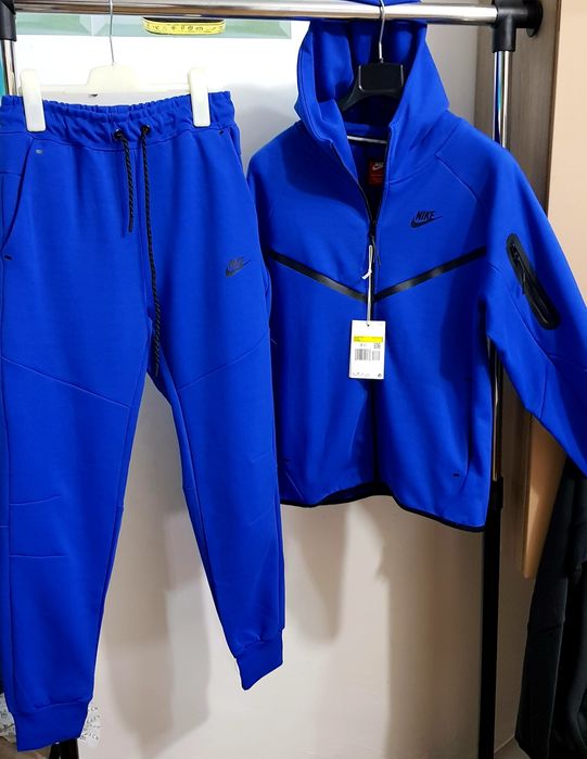 Compleu NIKE TECH calitate premium