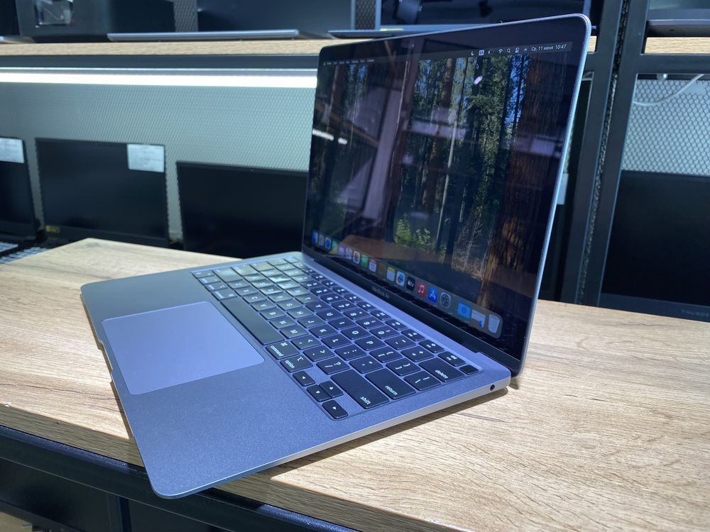 MacBook Air 13.6-inch, M1, 2020 г. 8/256 GB, Space Gray, 10291/A10