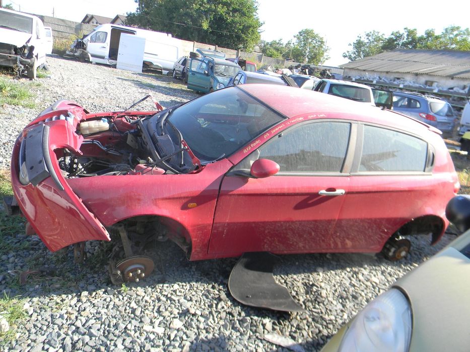 Dezmembrari  Alfa Romeo 147 (937)  2000  > 2010 1.6 16V T.SPARK (937A