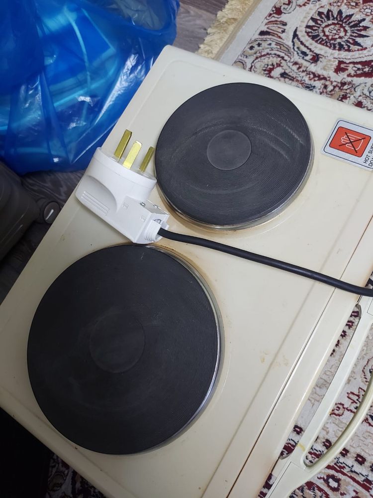Продаю духовку рабочая