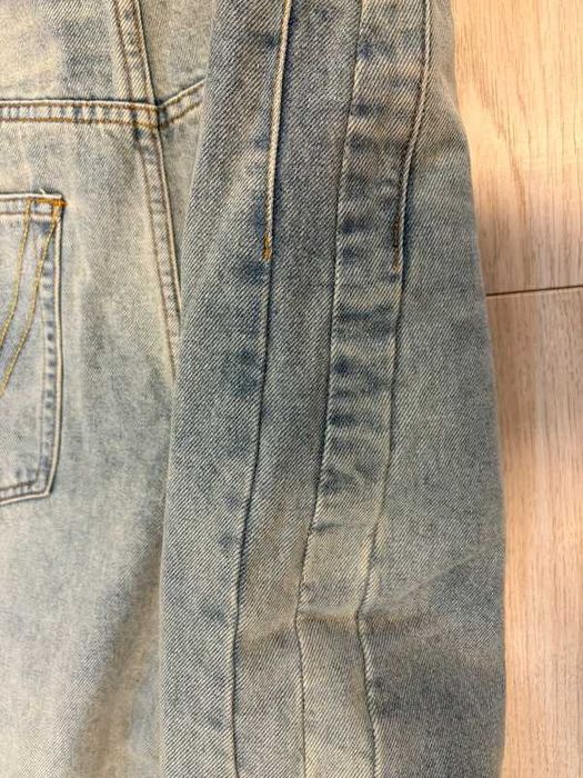 Vetements Embroidered Logo Baggy Jeans 2801 Denim Light Blue