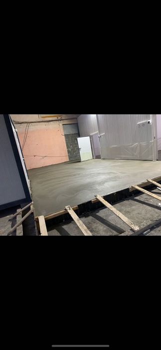 Машинна подова замазка