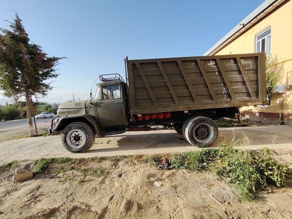 zil 130 ni 131 qilingan holati yaxshi  yurub turgan moshina yili 1984