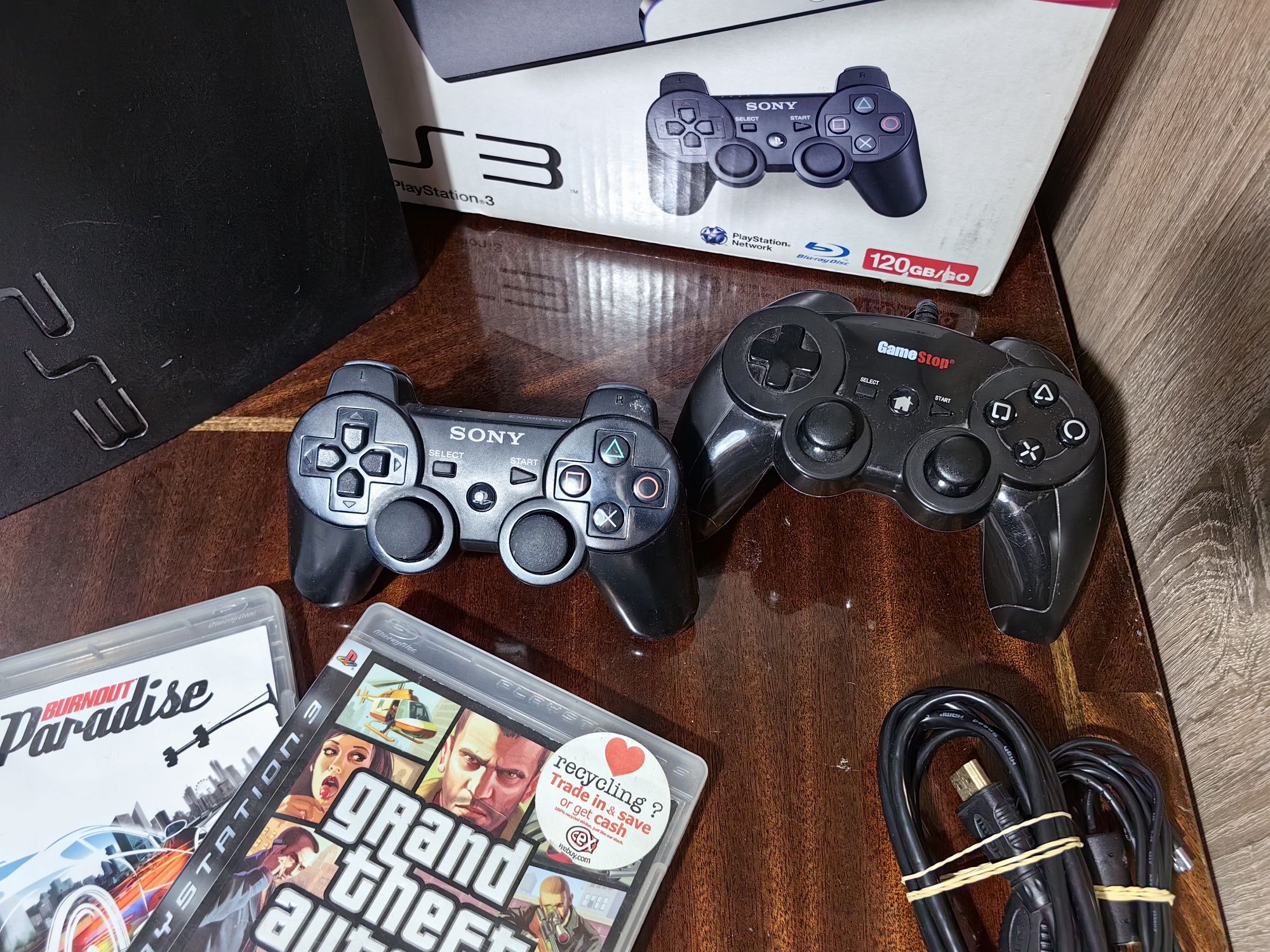 Playstation 3 slim model 2004A + кутия