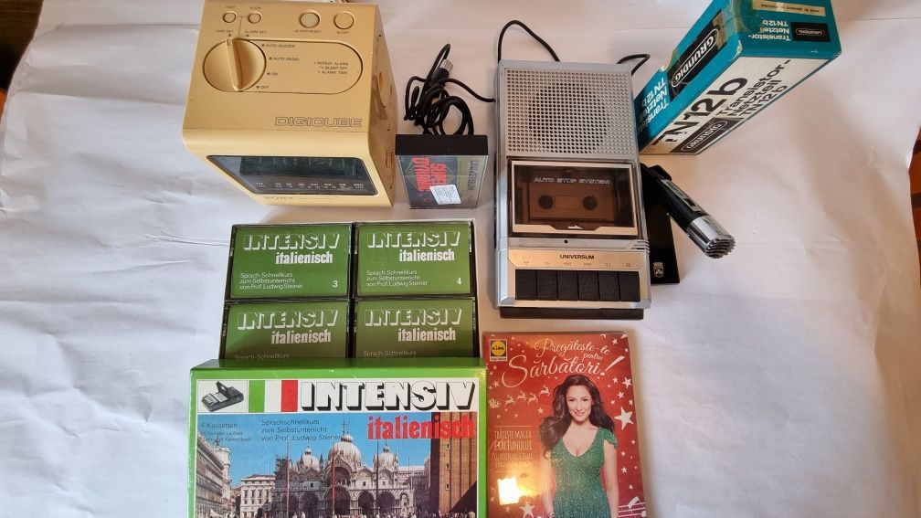 Pachet audio vintage de colectie casetofon radio ceas