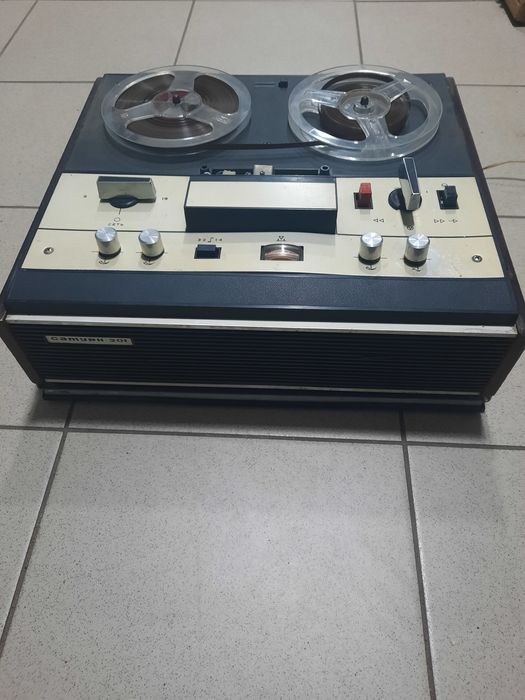 Магнитофоны,радиолы