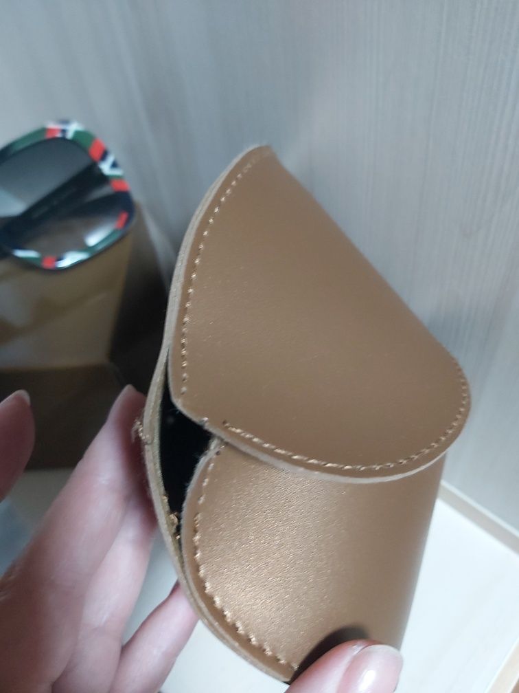 Очки солнцезащиные  Gucci