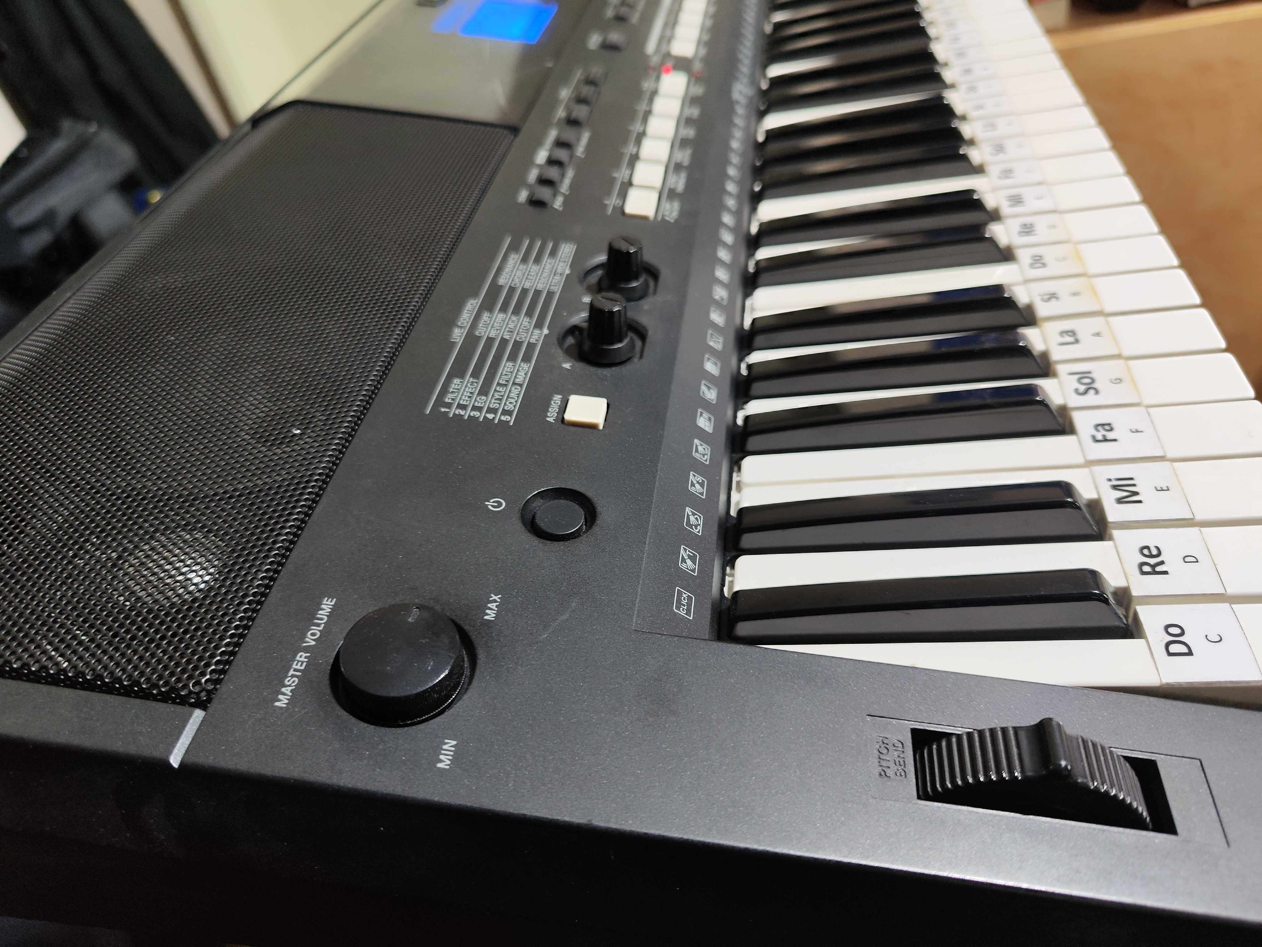 Orga Yamaha PSR E-433