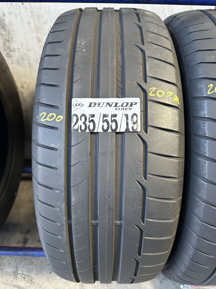 235/55/19 Dunlop