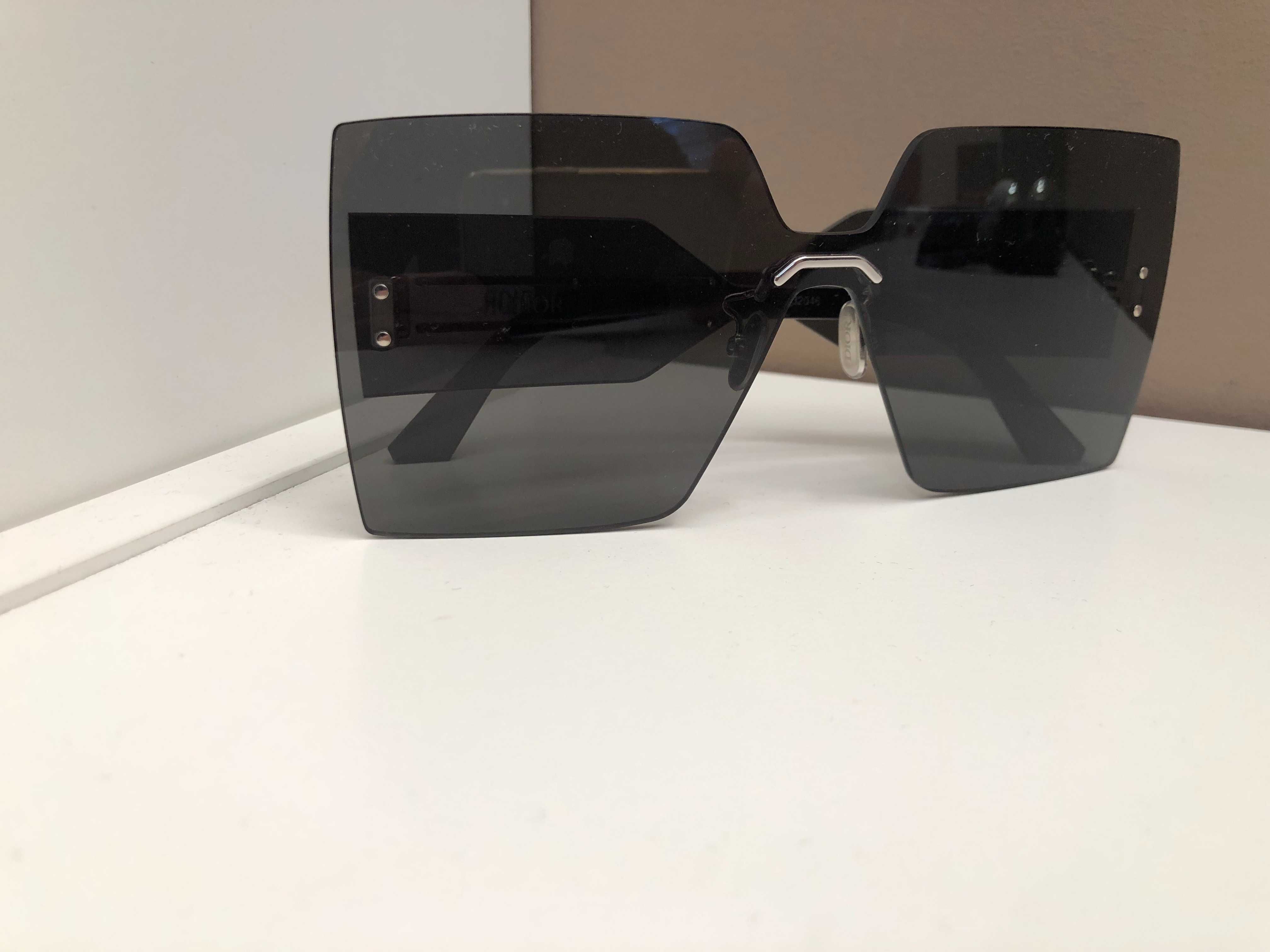Dior ochelari de soare dama, originali, retail 490 euro