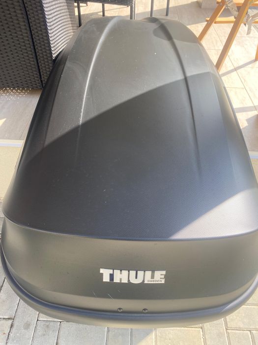 Cutie portbagaj Thule Pacific + bare