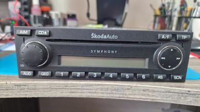 Skoda Syphony CD плеър,радио за автомомил.