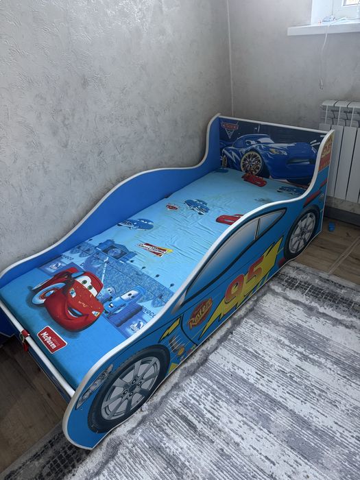 Детски кровать машина