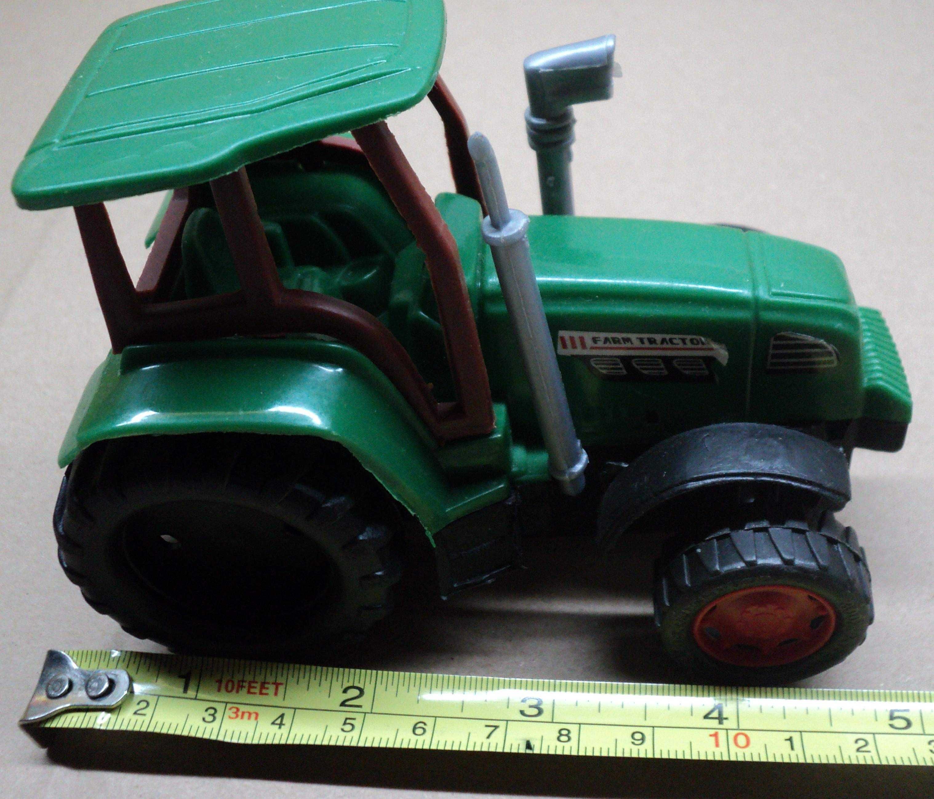 Jucarie tractoras mic verde