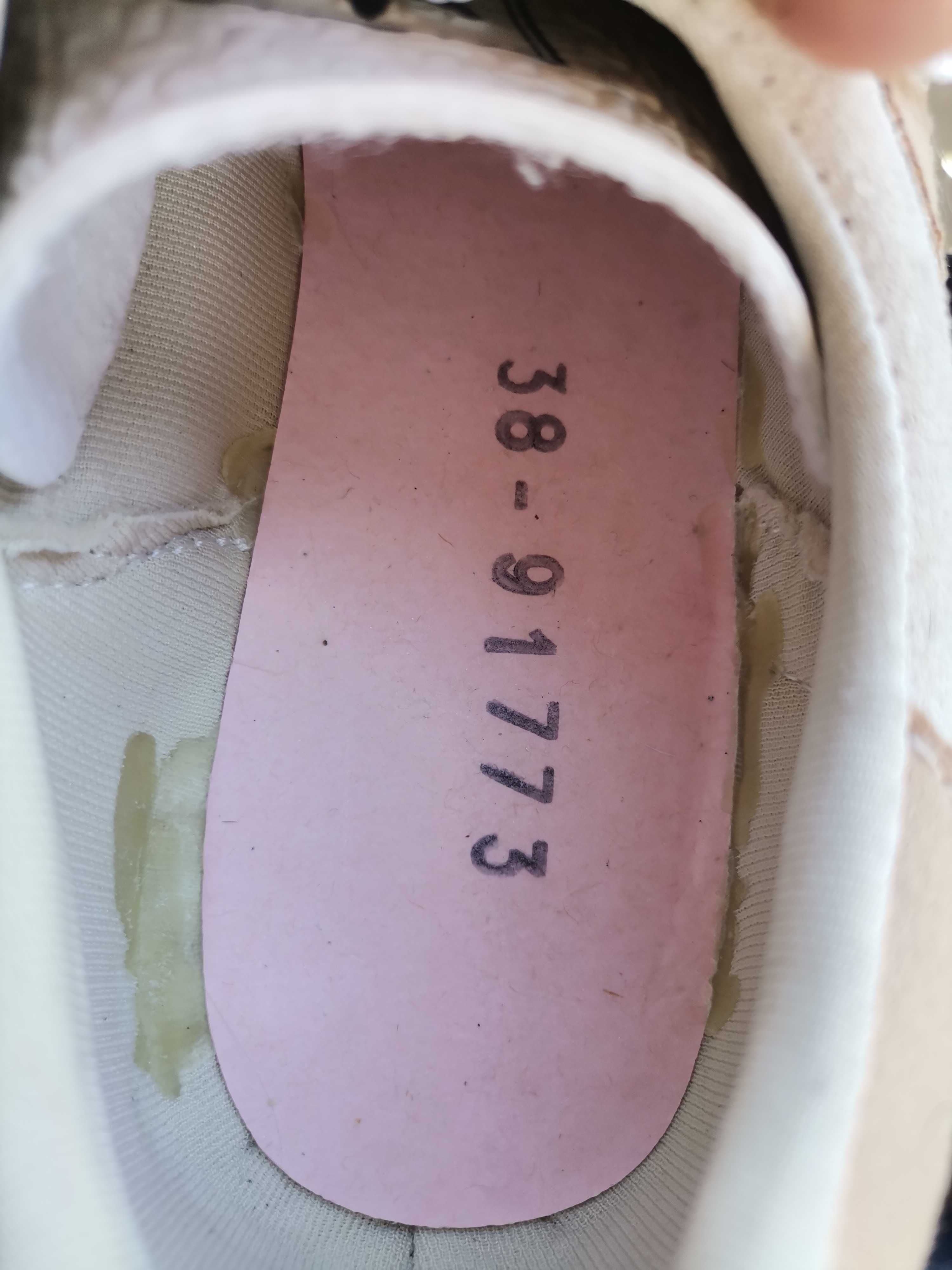 Adidas Gazelle,marime 38 pret Redus
