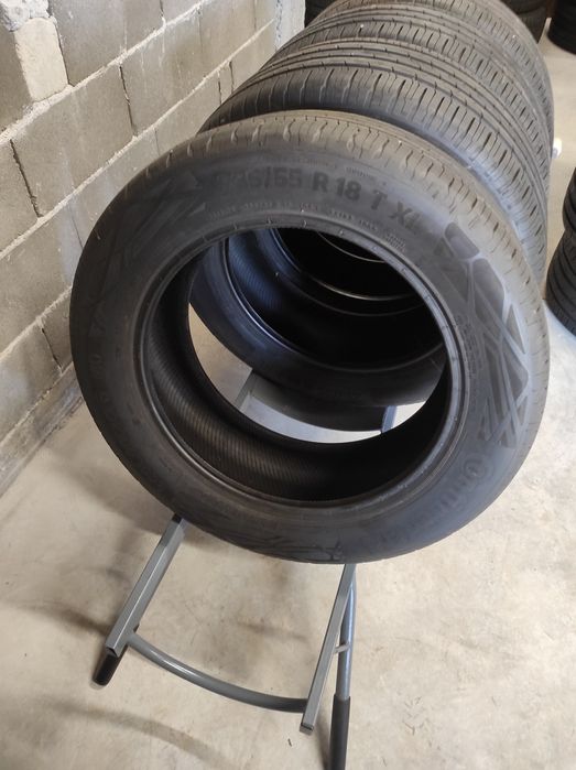 235/55/18 Continental