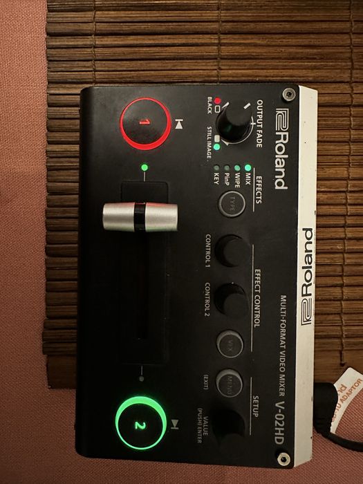 Roland V-02HD Switcher Video Full HD 2 Canale Multiformat HDMI
