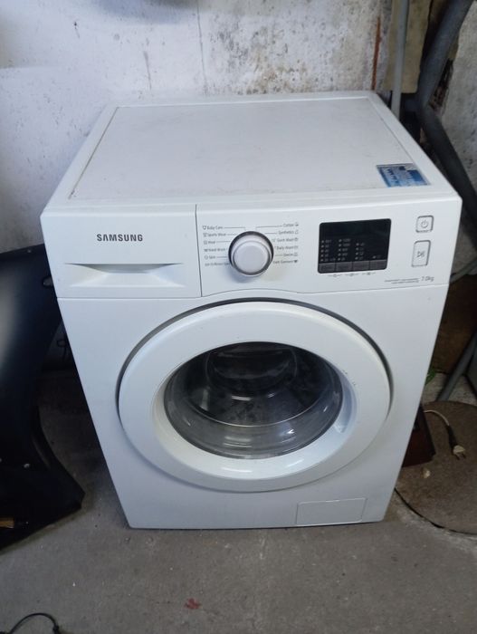 Продавам пералня