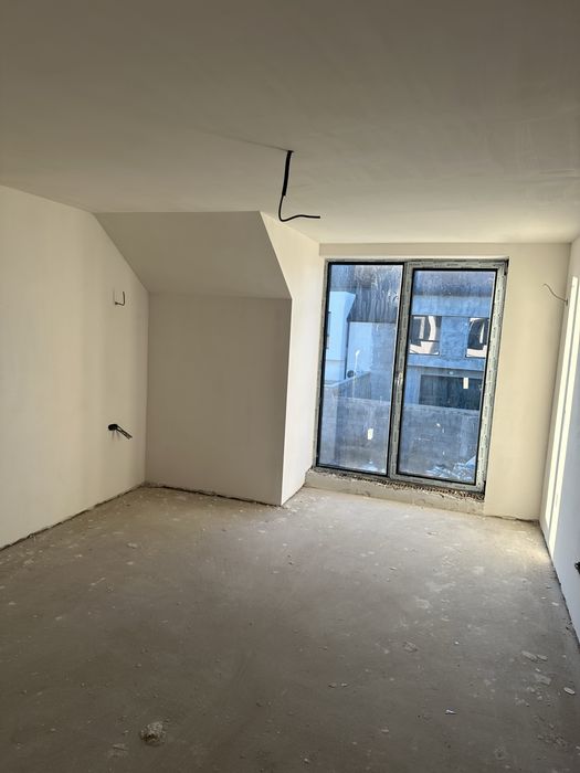 Casa Tip Duplex /Aeroport /Vasile Gionea