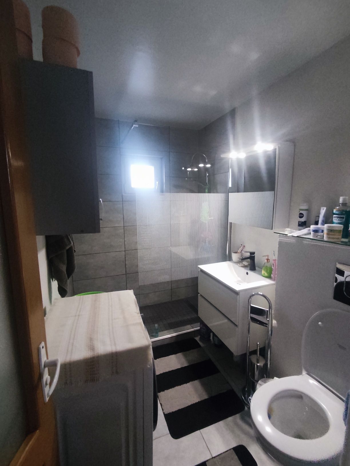 Apartament cu 3 camere decomandat