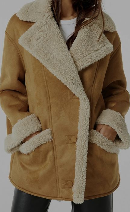 Bershka ново палто, М размер