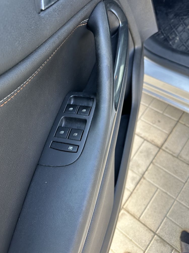 Vand opel zafira benzina