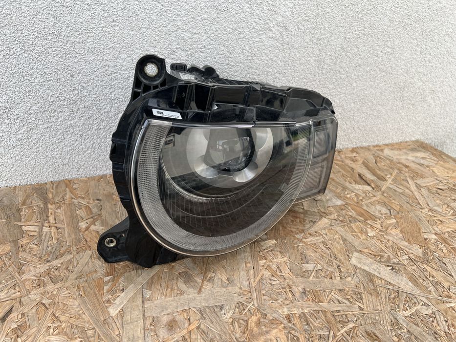 Far stanga Land Rover Defender 2 2020+ Full LED Complet Original