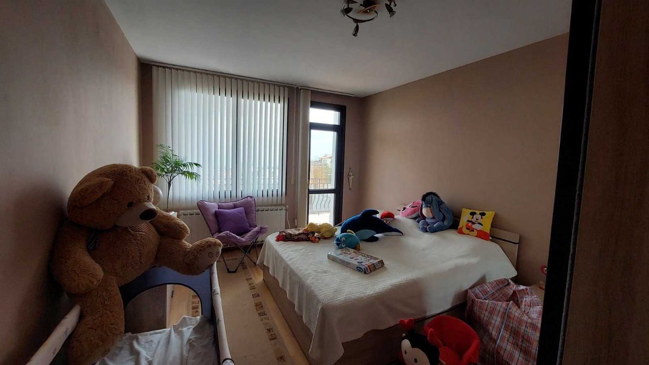 Продава се Етаж от къща в Варна, Виница - 325 кв.м за 770 €/кв.м - Снимка #3