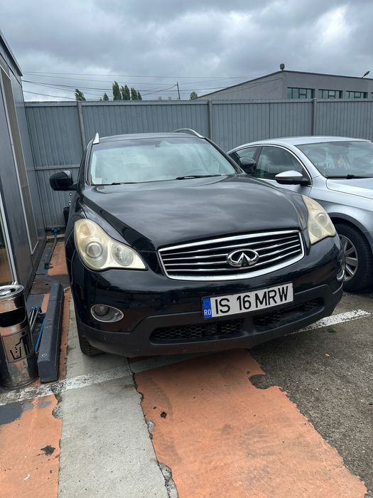 Infiniti Ex 3.5 benzină. Decembrie 2008