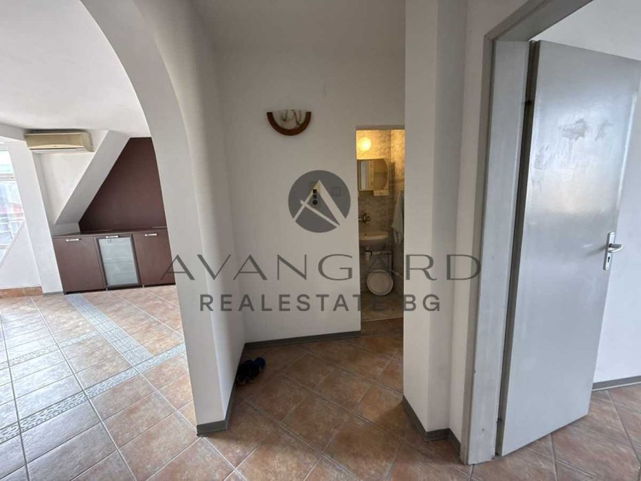 оф.22735 Тристаен обзаведен/ Кършияка