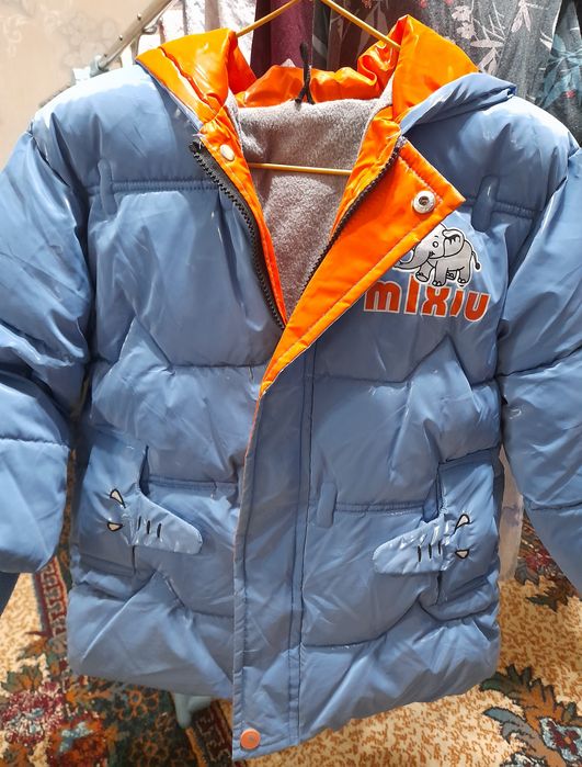 Куртка на мальчика.