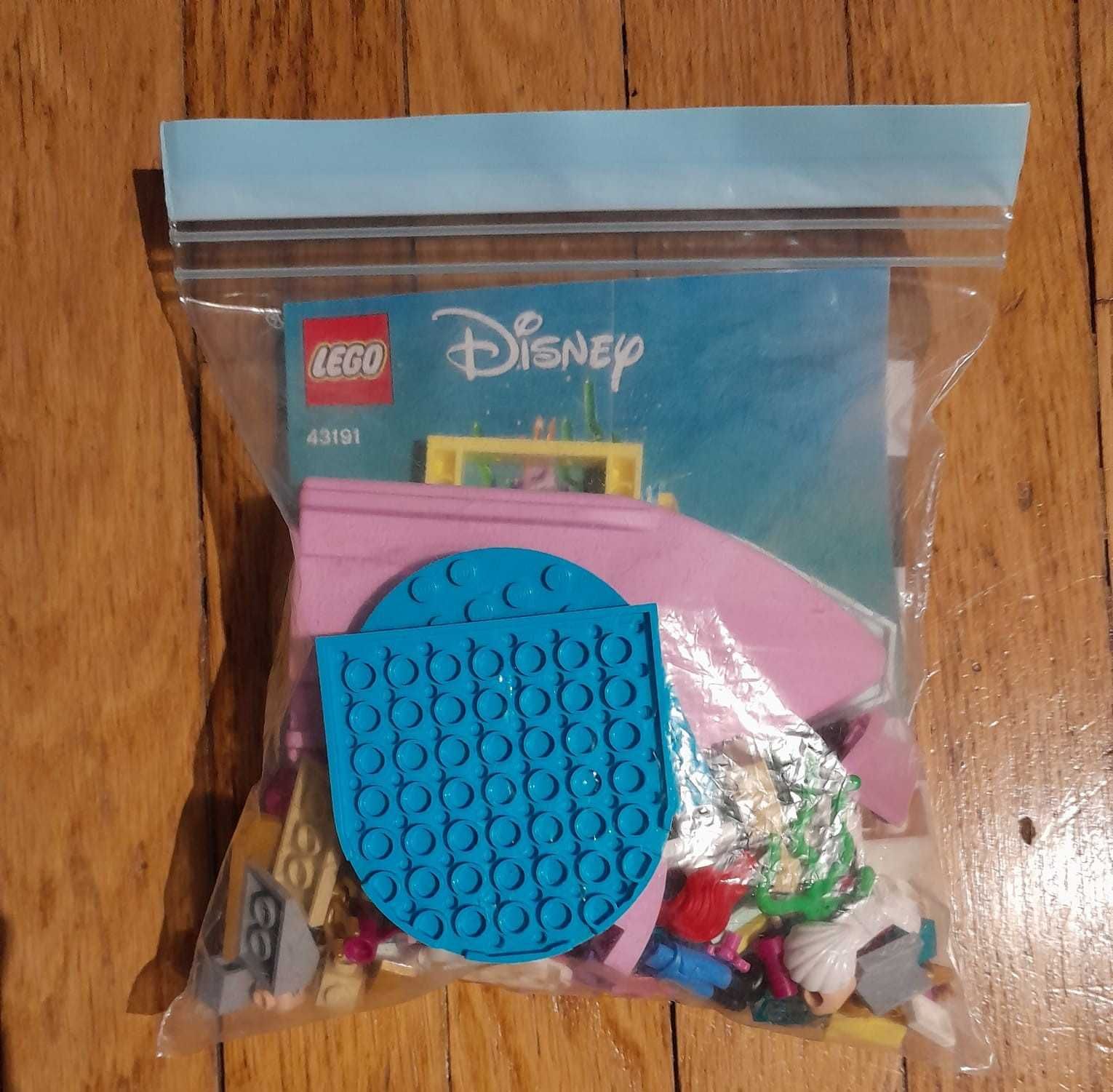 Lego Disney Princess - Barca de festivitati a lui Ariel