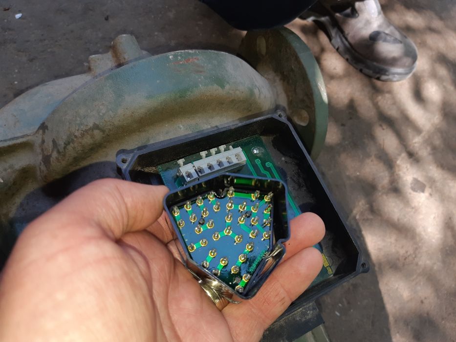 Pompă de recirculare apa