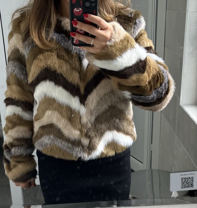 Късо палтенце на  Alessa в няколко цвята