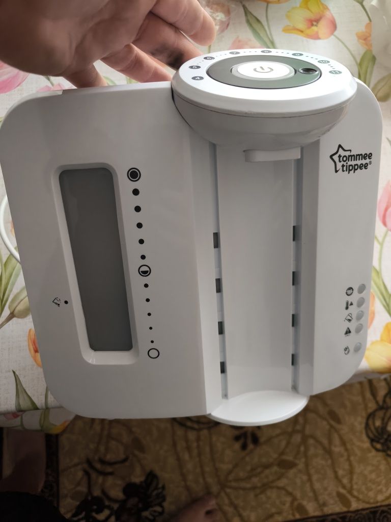 Tommee Tippee Perfect Prep - Машина за правене на адаптирано мляко