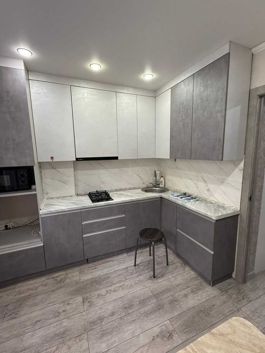 Продам 2 комнатную квартиру район Скифа, Парковая зона