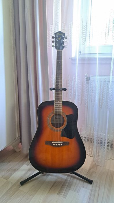 Chitara acustica, cu corzi de nailon