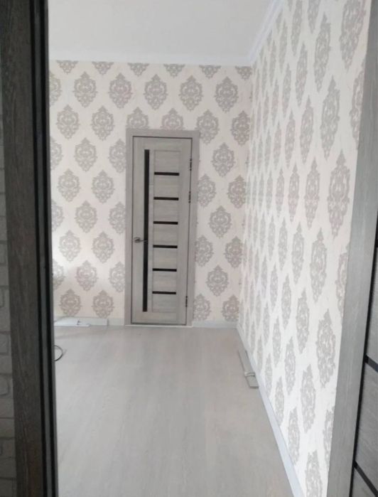 ~Чиланзар 22, 1комнатная Ор: Паспортний Столь Продаётся Квартира