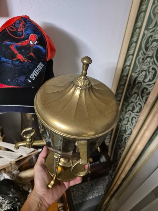 Samovarul.     .rusesc