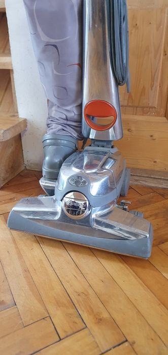 Aspirator  profesional cu sac Kirby Sentria