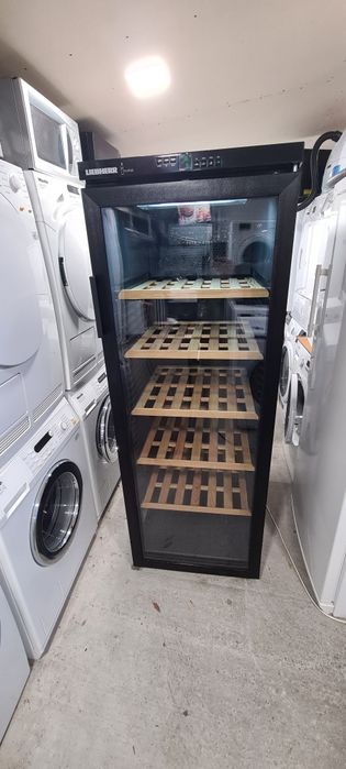 ТОП Мултитемпературен Вино-охладител  Liebherr Vinothek WTb4212