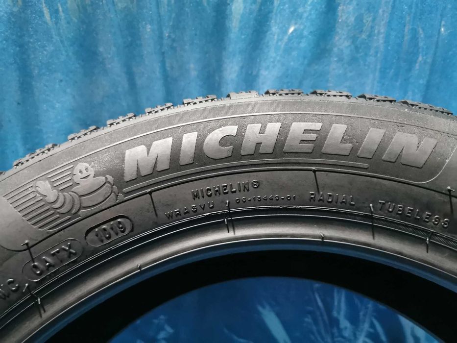 205 55 16 michelin m+s 4 buc